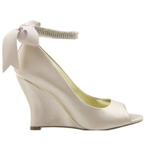 EMMA CHAMPAGNE SATIN wedges by Nina